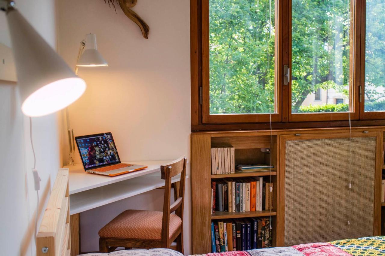 Casa Peroschi B&B 梅纳焦 外观 照片